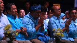 Ridwan Kamil dikukuhkan menjadi Ketua Tim Kemenangan Daerah (TKD) Jawa Barat. (Dok. Tim Media Prabowo-Gibran)

